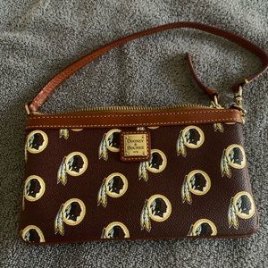 NWOT Dooney Washington Redskins clutch